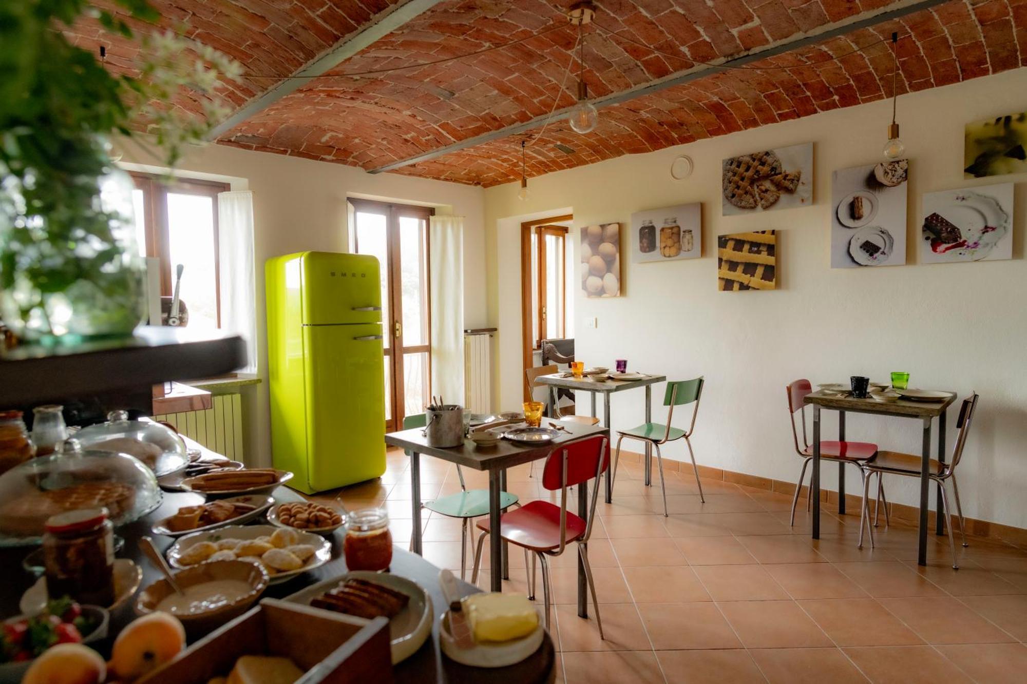 Ca' Nadin Agriturismo San Damiano dʼAsti Esterno foto