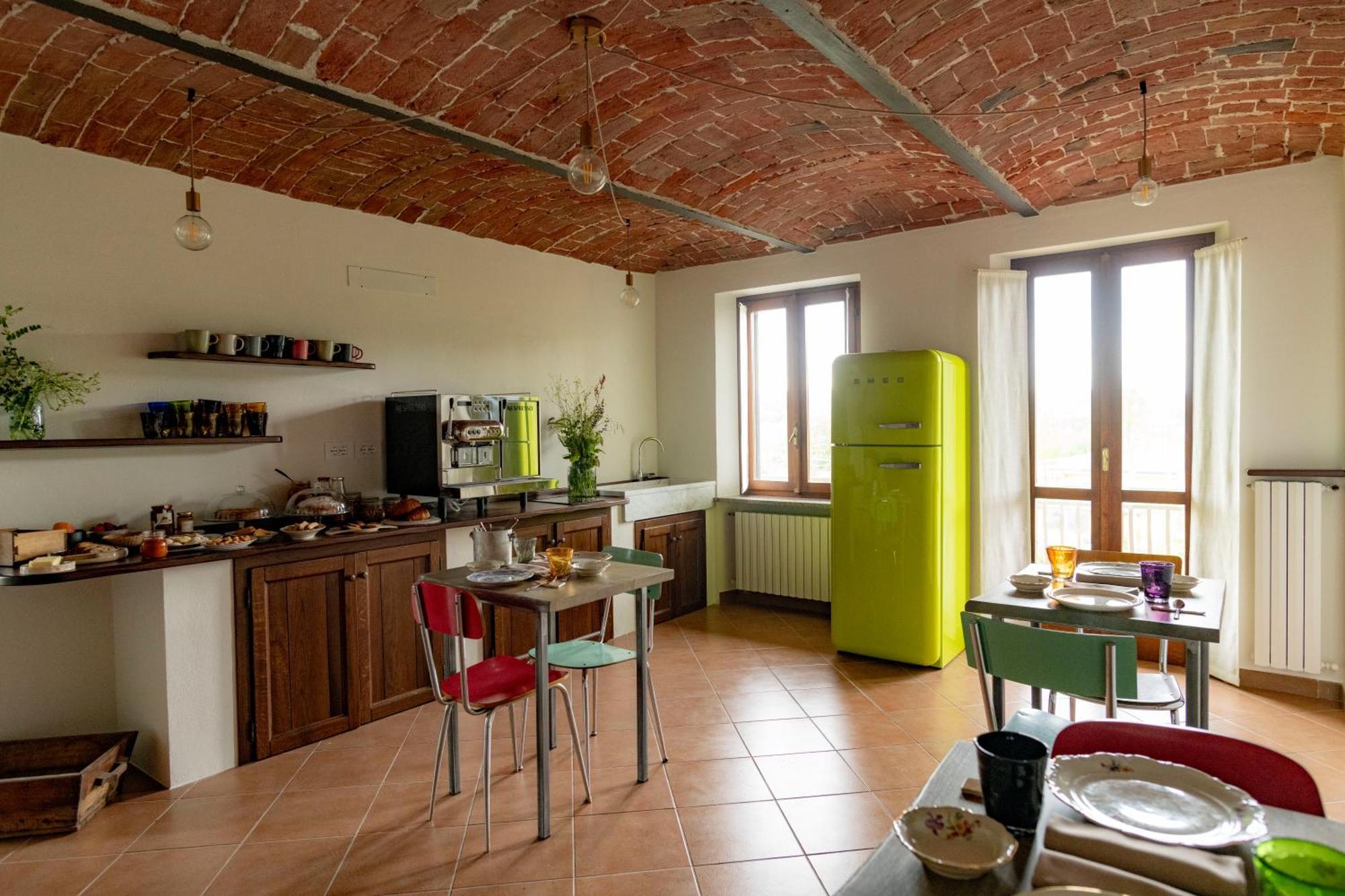 Ca' Nadin Agriturismo San Damiano dʼAsti Esterno foto